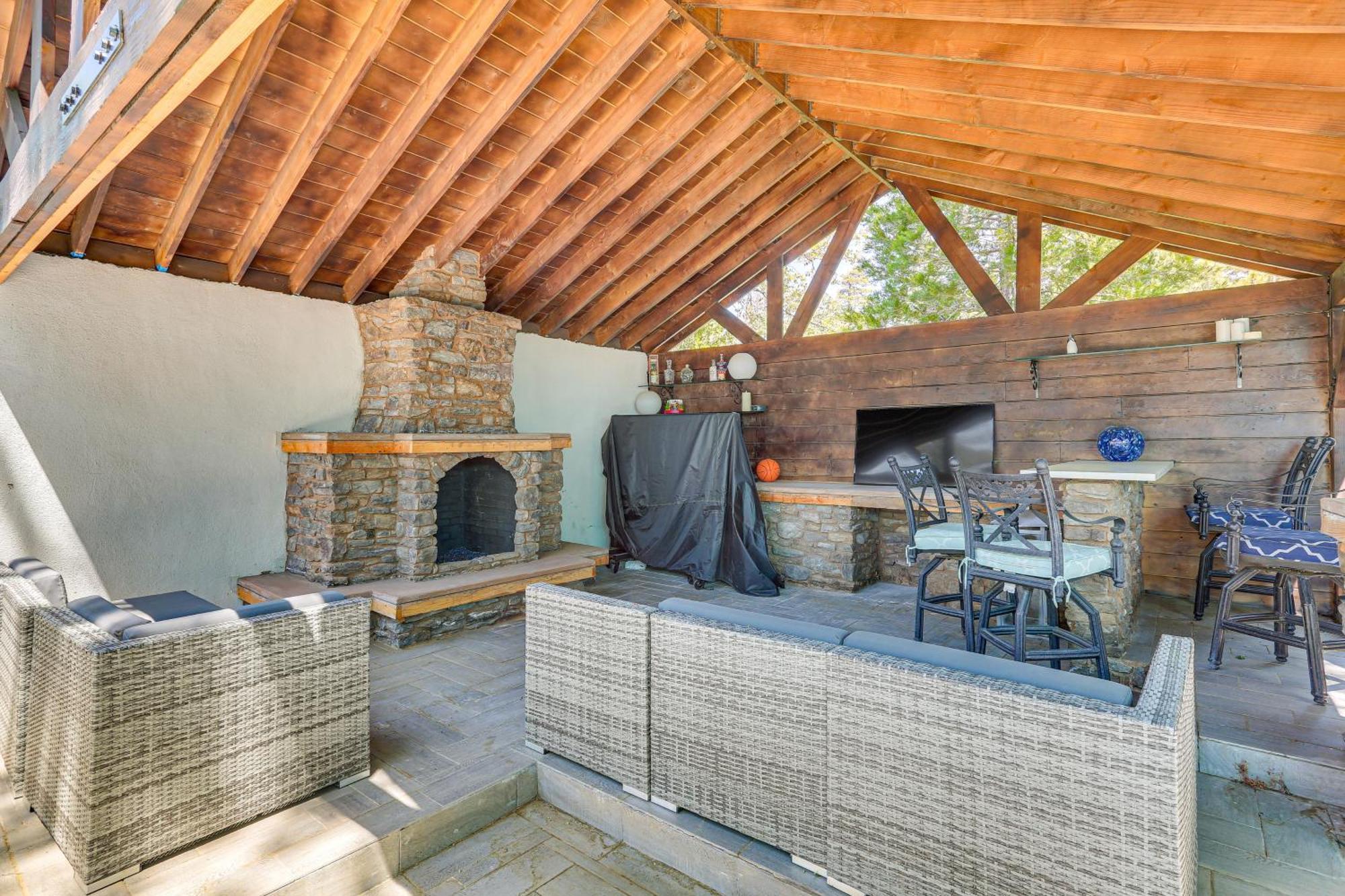 Lake Arrowhead Cabin With Hot Tub And Mountain Views! Esterno foto
