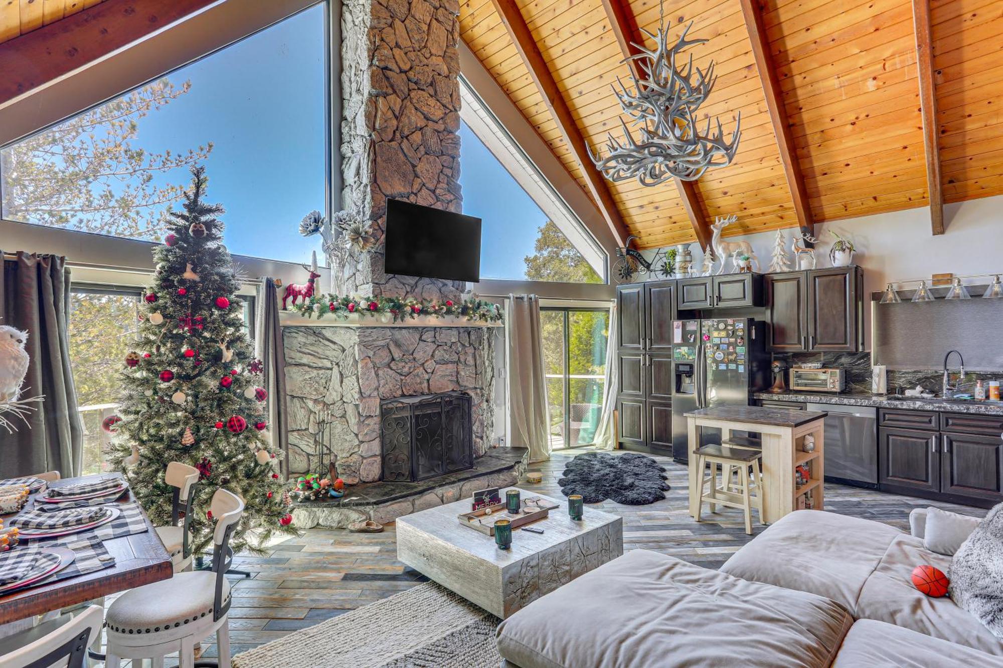 Lake Arrowhead Cabin With Hot Tub And Mountain Views! Esterno foto